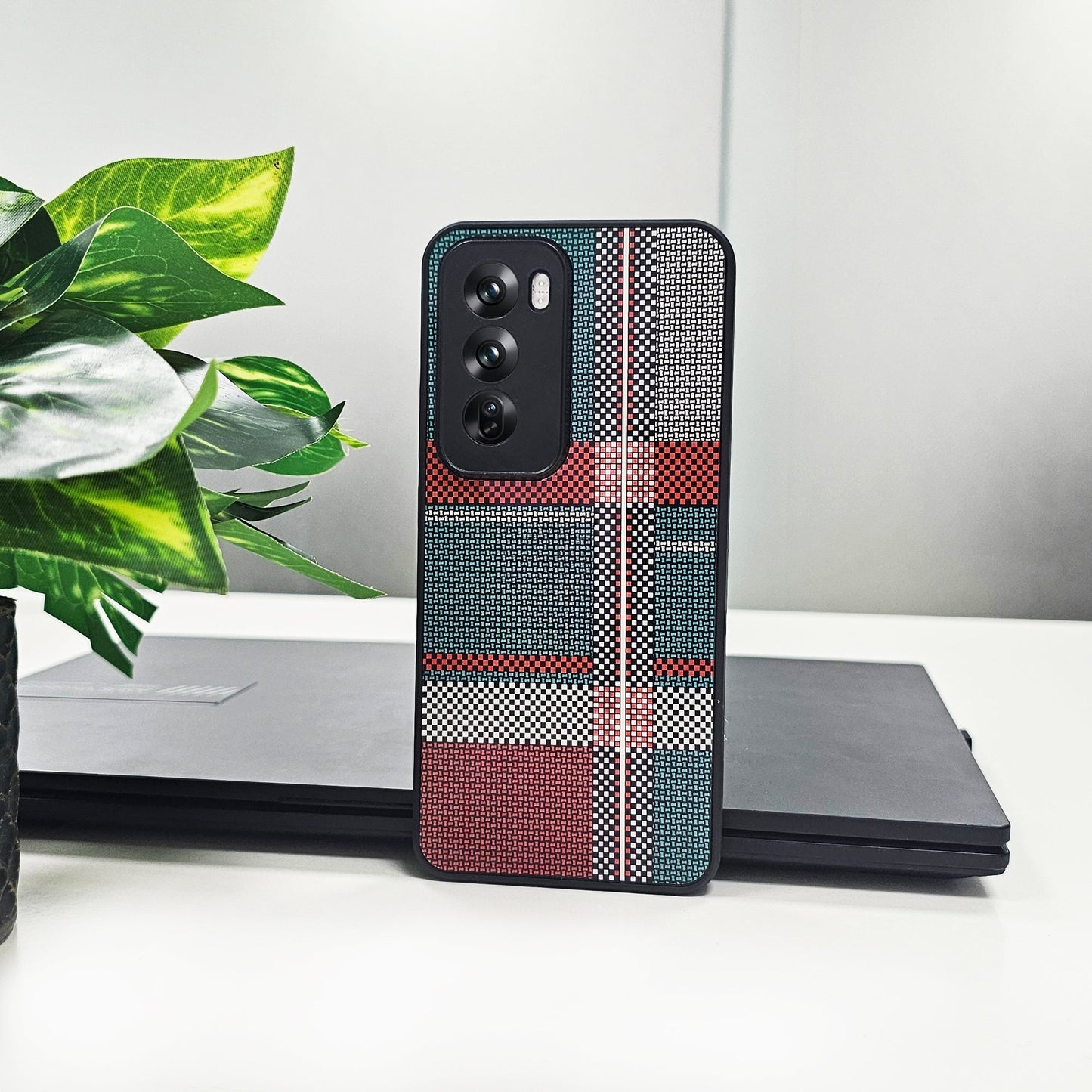 Grid Oppo Reno12 5G cover